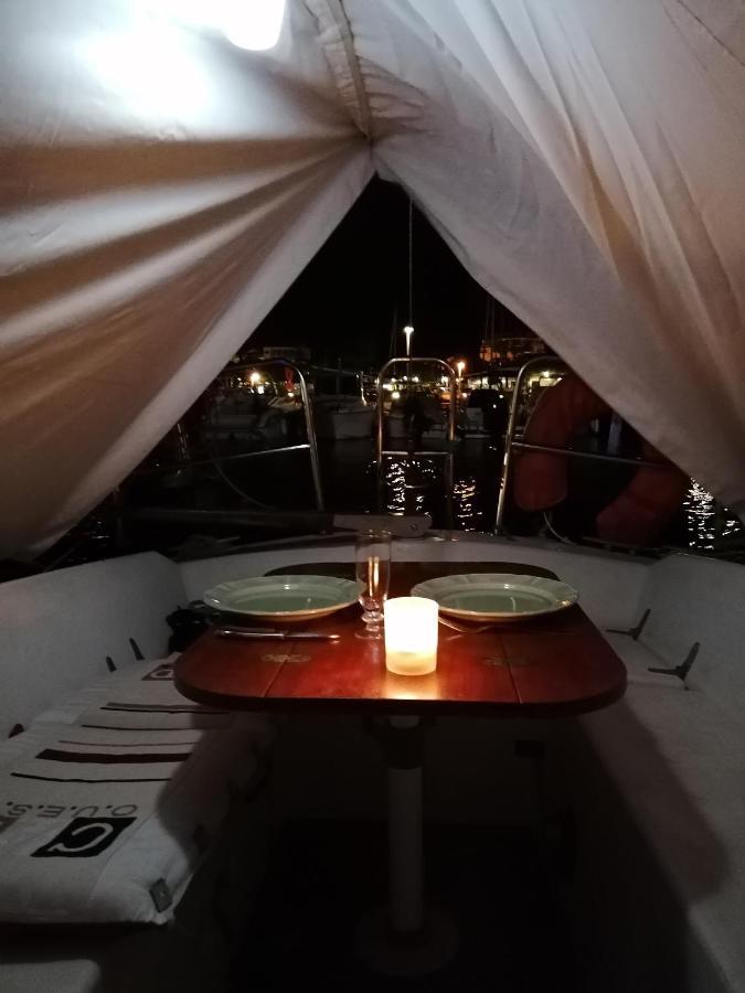Voilier De Charme A Quai Hotel Saint-Raphael  Luaran gambar